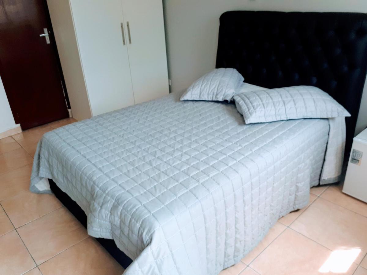 Hospedaria Sao Benedito Guararema Exteriör bild